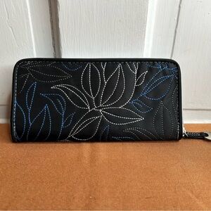 NEW Travelon SafeID Leaves Ladies RFID Wallet - Black/Grey